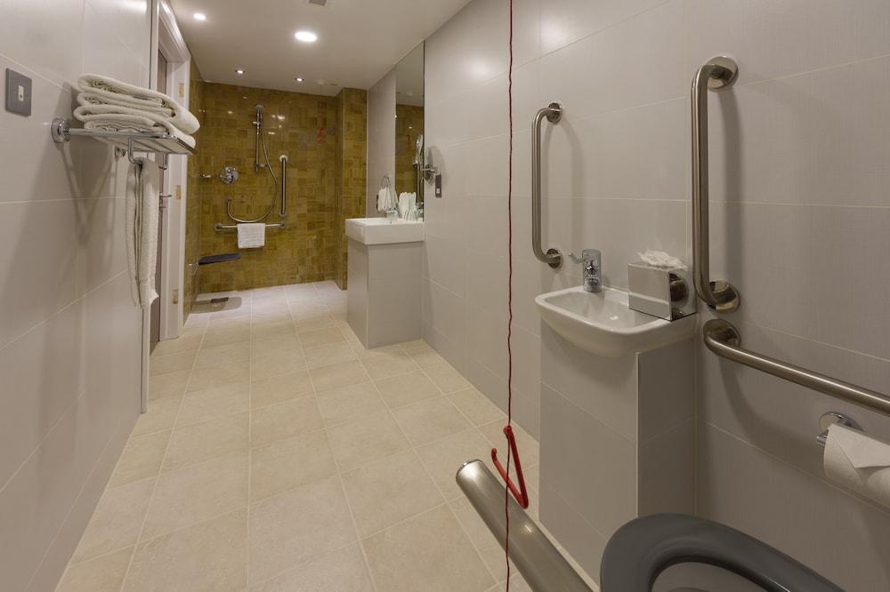 London Watford Junction By Ihg