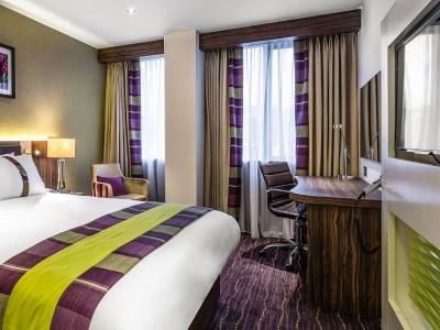London Watford Junction By Ihg