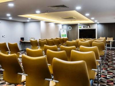 London Watford Junction By Ihg Hotel