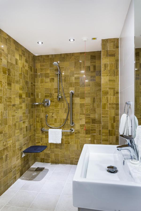 London Watford Junction By Ihg Watford (Hertfordshire)